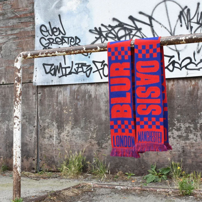 Half-and-half sjaals op maat voor de designcollectie van Dorothy